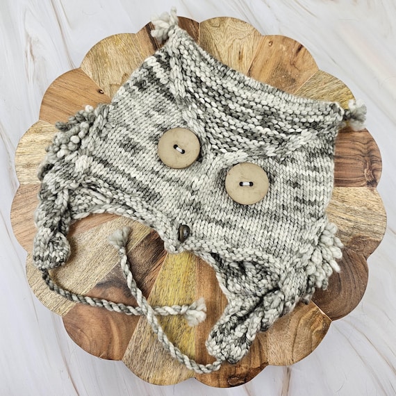 Women's Luxury Super Chunky Merino Wool Knit Beanie Hat with Detachable Faux Fur Pom