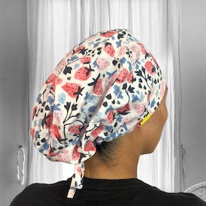 Vine STRAWBERRY scrub caps for woman, Blueberries Surgical cap, satin lined scrub caps, Ponytail scrub cap, fruit print nurse cap