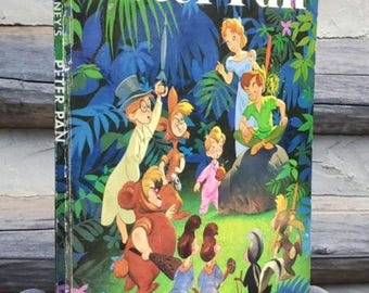 Walt Disney's Peter Pan/Big Golden Book/Disney Books/1970's Vintage Book/Children's Books/Kid's Books/Illustrated/Fantasy/Lost Boys/Magic