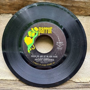 Engelbert Humperdink/45/Ten Guitars/Release Me/Let Me Love Again/Vinyl Records/Single/Parrot/Vintage/c1967/1960s/Music/Pop/Vinyls/Vocals/7&#39;&#39;