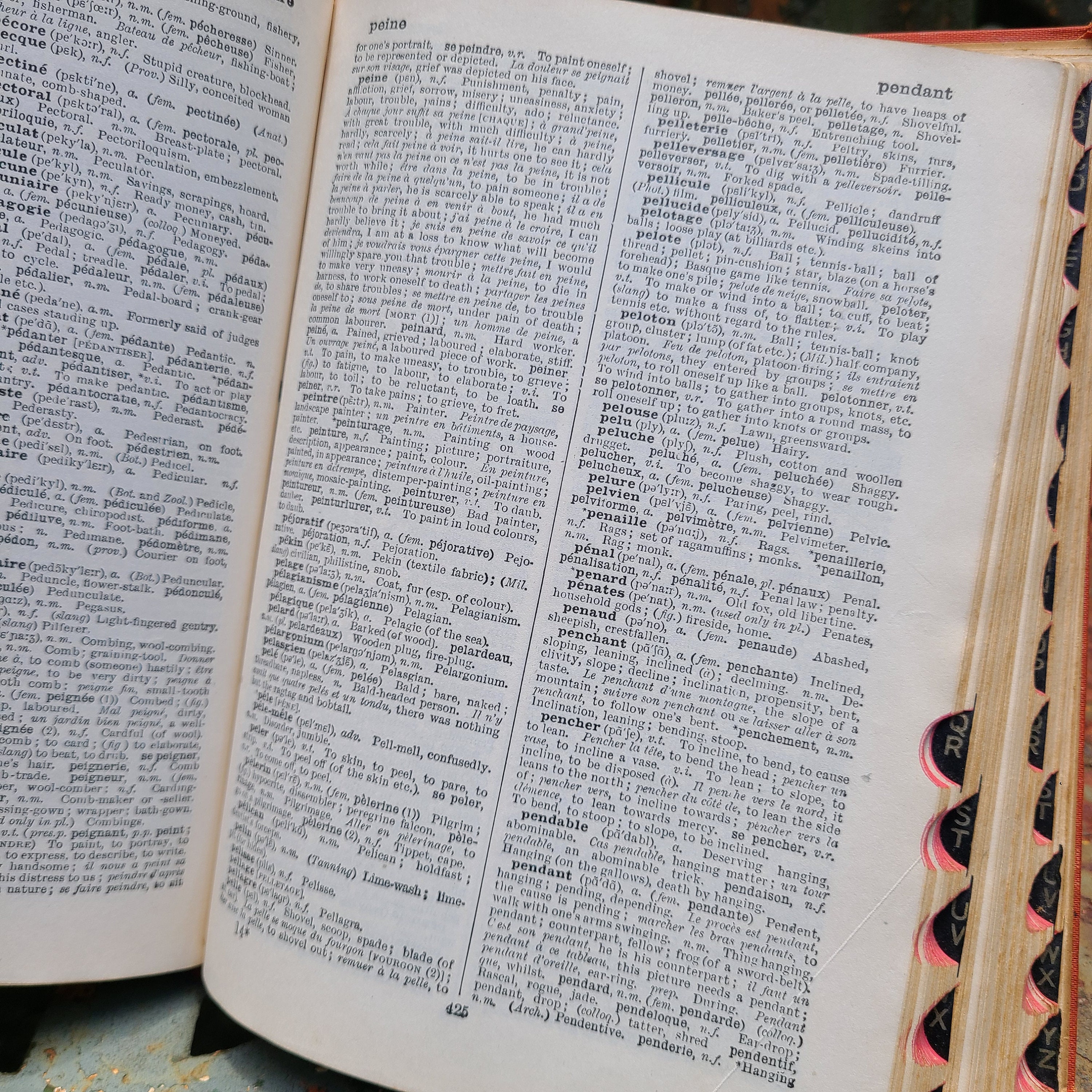 Vintage French English Dictionary/english French/cassell's