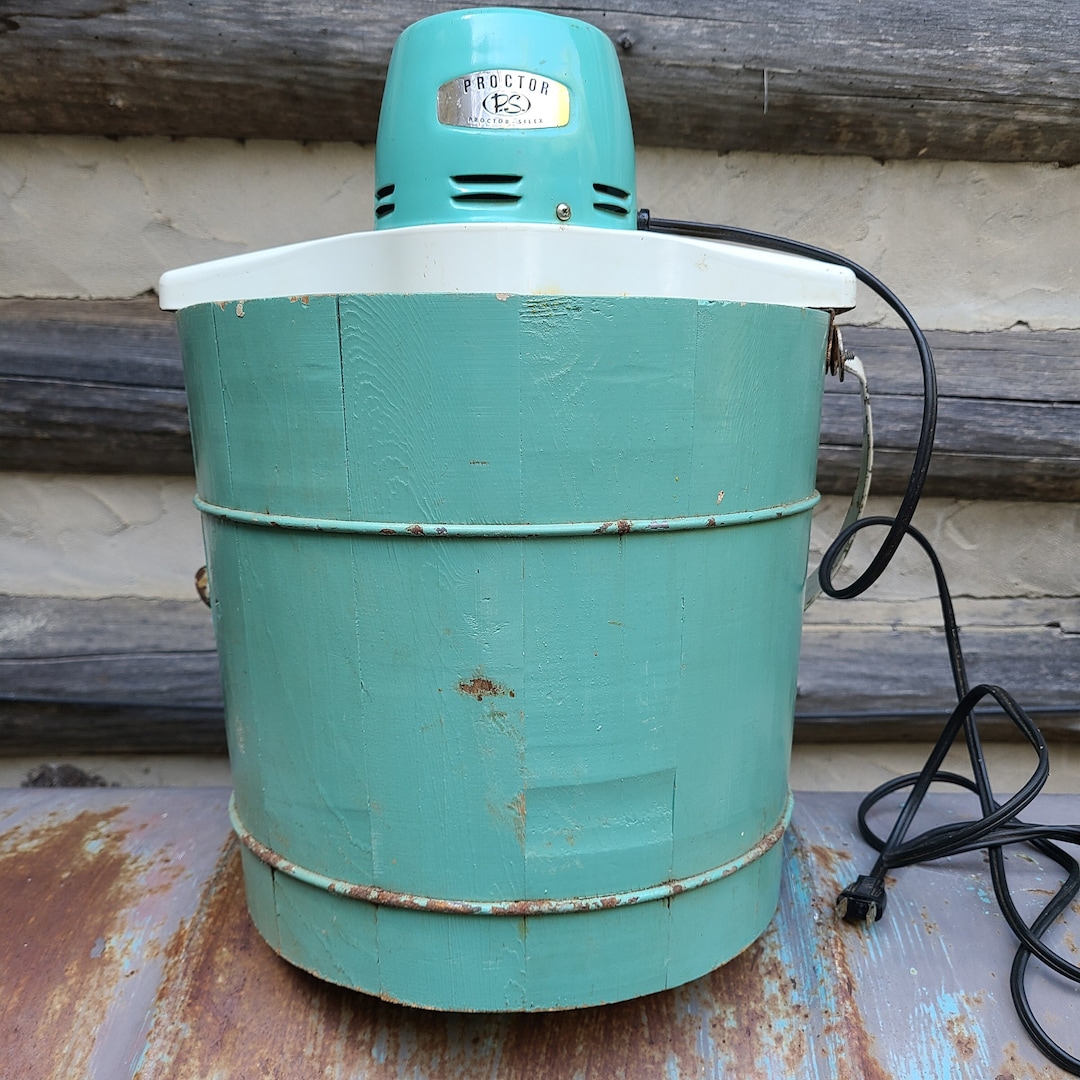 Vintage Ice Cream Maker/proctor Silex/wooden/wooden/teal/blue/electric