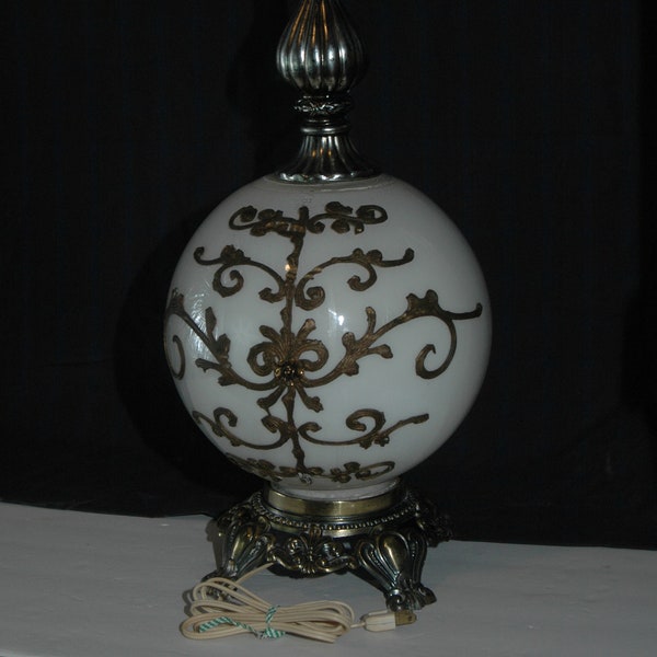 Vintage "Carl Falkenstein Style", Hollywood Regency, "White Bubble" Sphere Glass Table Lamp 1970s.