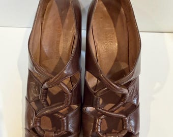 60s Vintage JERRY EDOUARD Brown Leather Mod Shoes Heels Cut Outs Joseph Magnin Sz. 6 1/2 AA