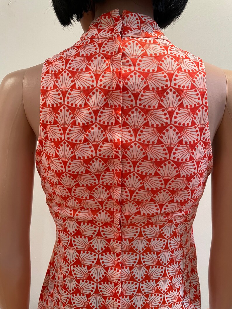 Vintage Late 60s CORKY CRAIG of CALIFORNIA Mod Orange and White Op Art Print Sleeveless Poly Nylon High Neck Shirt Groovy with Keyhole Top image 8