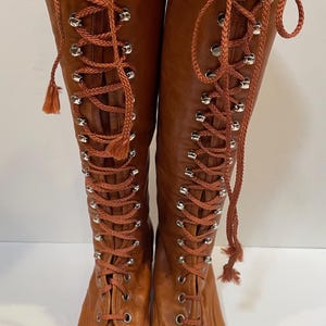 RARE!! Vintage 60s Caramel Brown Leather Lace up with Gromets Go-Go BOOTS Mod Penny Lane Love Witch Size 5 1/2