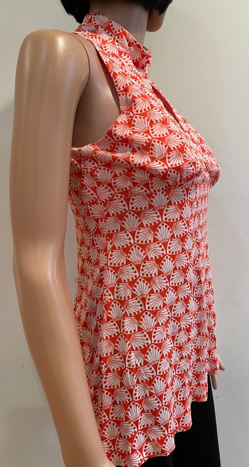 Vintage Late 60s CORKY CRAIG of CALIFORNIA Mod Orange and White Op Art Print Sleeveless Poly Nylon High Neck Shirt Groovy with Keyhole Top image 5