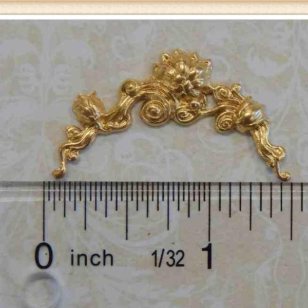 6 pieces brass floral miniature swag, raw brass, vintage, victorian, finding ornament embellishment, #6067