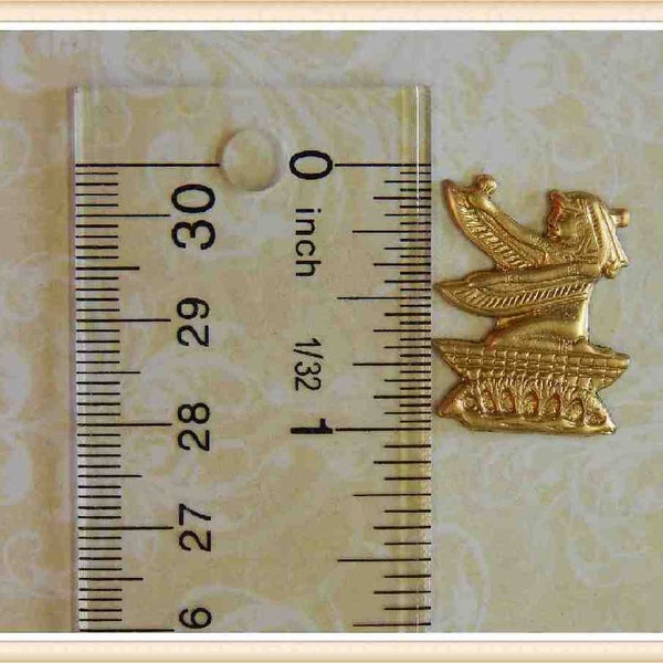 12 pc raw brass kneeling Pharaoh Egyptian charm pendant stamping finding, embellishment #4266