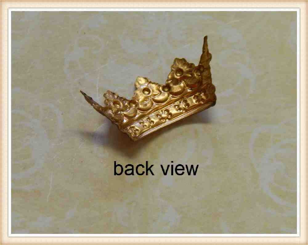 6 pcs raw brass crown embellishment king queen royal princess stamping MD #4289