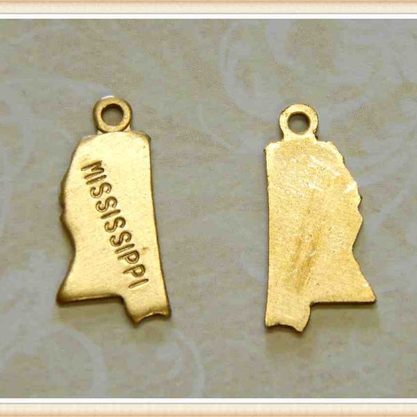 Mississippi 12 pcs raw brass state charm MS