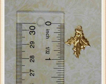 embellishment #1453 12 pcs raw brass holly bough holiday Christmas charm stamping finding