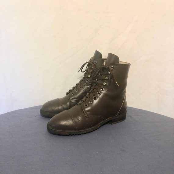 Vintage Boots. Size 6.5 Short Brown 100 