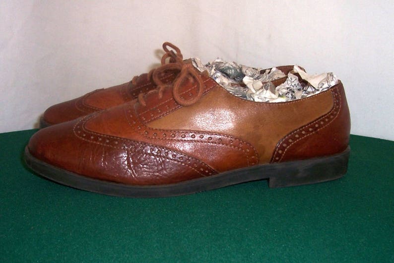 Sz 8 Vintage Multi Color Brown Genuine Leather 1990s Women Flat Lace Up Shoes.