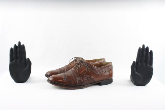 Vintage Oxford Shoes. Size 8.5D Brown Genuine Leat