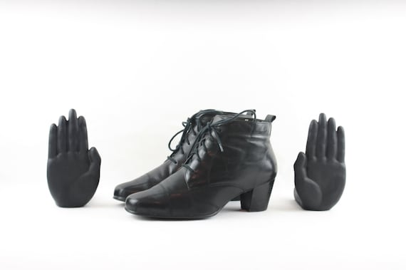 Vintage Ankle Boots. Size 9.5 Short Black Genuine