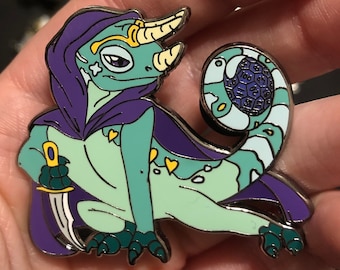 Chameleon Charlatan, Chameleon Enamel Pin