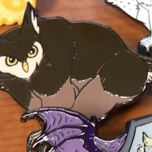 Dungeons And Dragons Brown Owlbear Monster Enamel Pin