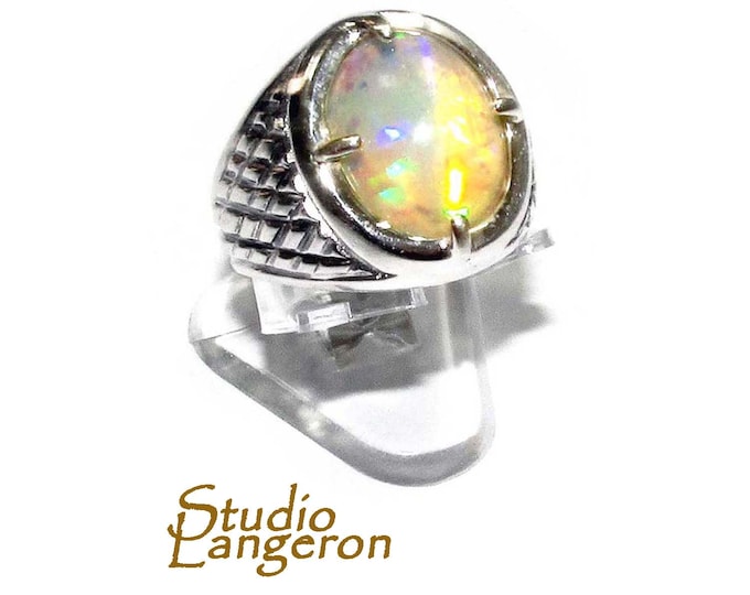 Statement Natural welo opal ring 925 sterling silver size 6 1/2, Handmade ring, single copy, sterling silver, Welo opal, silver ring