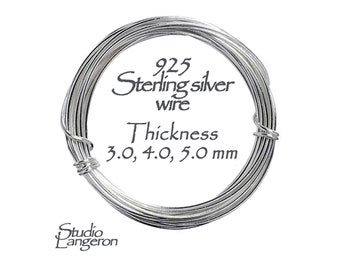 May include: A coil of 925 Sterling Silver wire with a thickness of 3.0, 4.0, and 5.0 mm. The wire is silver in colour and is coiled in a circle. The text "925 Sterling Silver Wire" and "Thickness 3.0, 4.0, 5.0 mm" is printed on the coil.