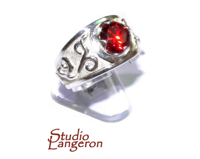 Statement Garnet ring 925 sterling silver size 8, Handmade ring, single copy, sterling silver, Garnet ring,  silver ring, red gemstone