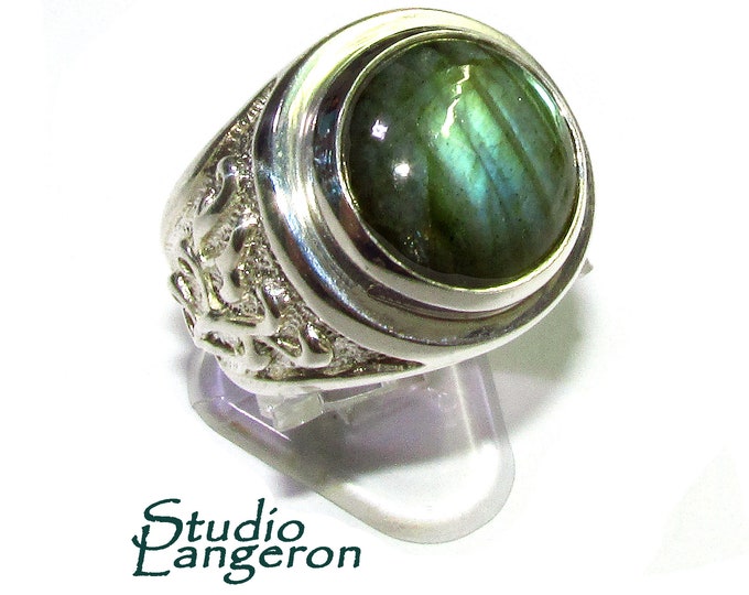 Labradorite ring 925 sterling silver handmade size 8 1/2, Large ring, sterling silver, natural Labradorite, Labradorite ring, Handmade ring