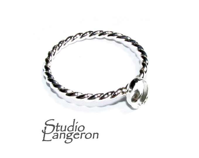 925 sterling silver twisted blank ring with oval bezel cup 4x6mm size 4, 5, 6, 7, 8, 9, 10, bezel cup, base ring, Jewelry making - 1 piece