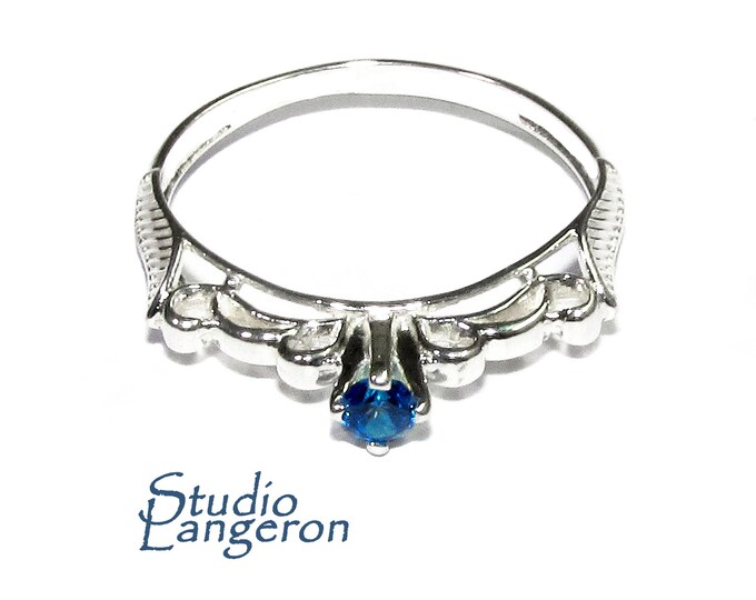 Blue topaz ring 925 sterling silver size 7 1/2, Handmade ring, single copy, sterling silver, Blue topaz ring, silver ring, gemstone