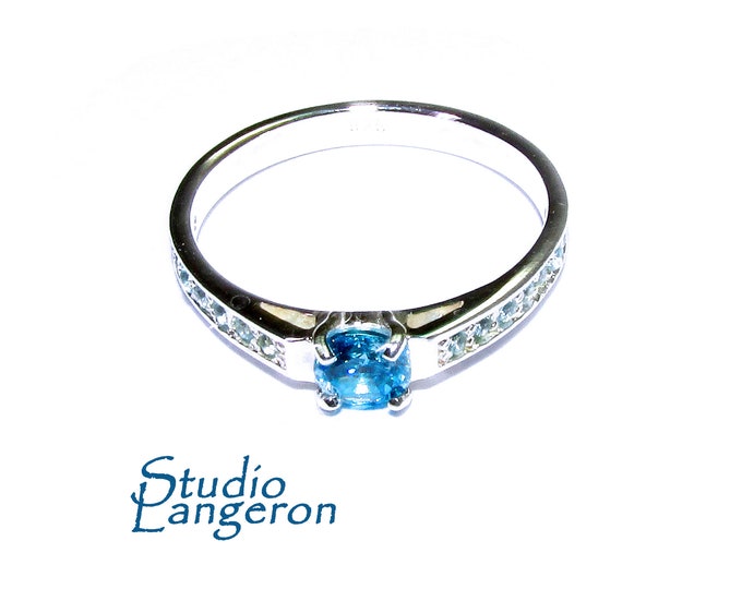 Blue topaz ring 925 sterling silver size 5 1/2, Handmade ring, single copy, sterling silver, Blue topaz ring, silver ring, gemstone