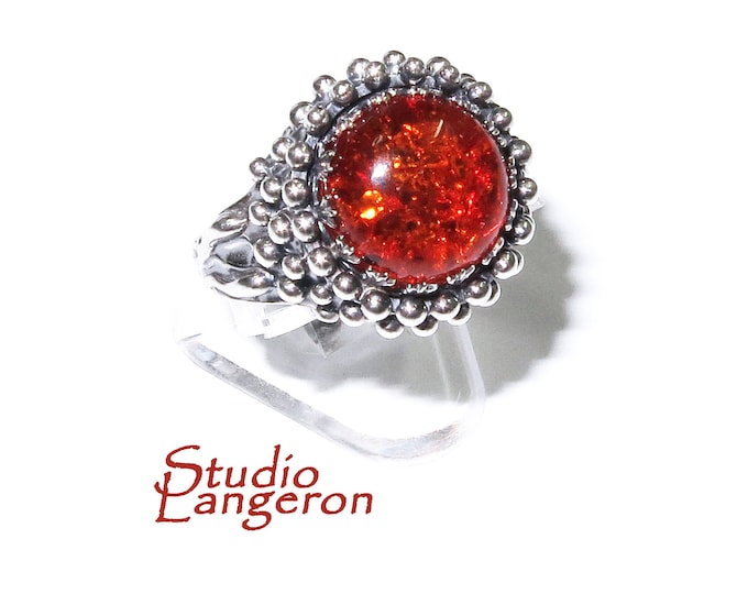 Statement Madagascar Copal ring 925 sterling silver size 7 1/2, Handmade ring, single copy, 925 Sterling silver, Madagascar Copal, gemstone