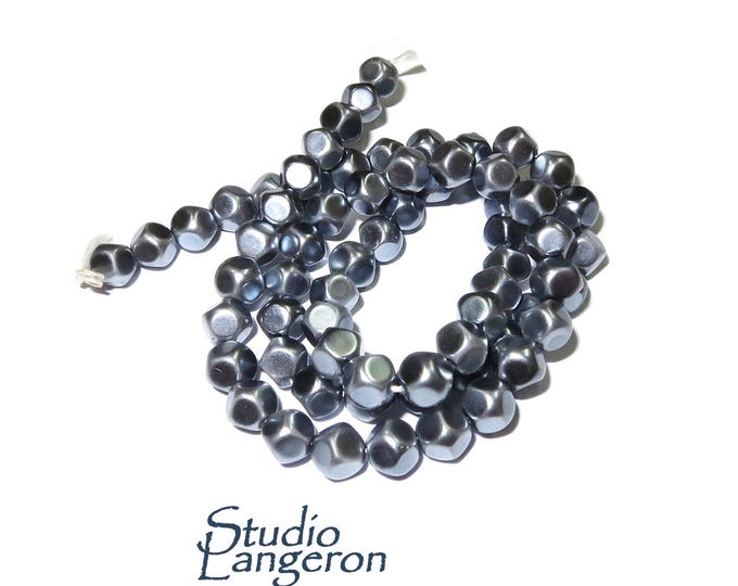 Natural Shell Pearl round Beads, 6 mm 33 cm (13 inch) Strand