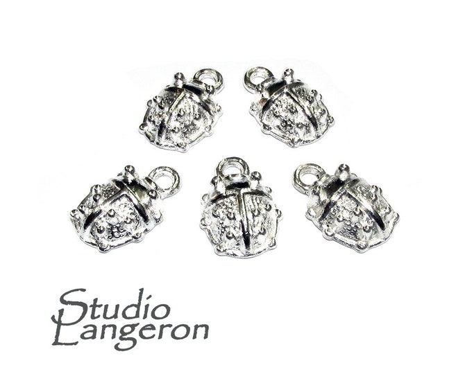 4 pcs Ladybug Charms Antique Silver Tone size 14x10 mm, Silver tone, Ladybug, Charm, Pendant, Nickel Free, Zinc Alloy Metal, Finding jewelry