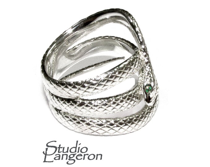 Emerald handmade ring 925 sterling silver size 8, Handmade ring, single copy, Emerald, silver ring, gemstone, Emerald ring