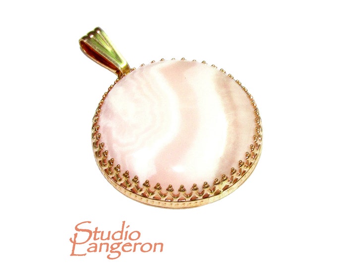 Rhodochrosite pendant 14K Yellow gold filled size 2.7 cm, Handmade pendant, single copy, Natural Rhodochrosite, Handmade pendant gold filled