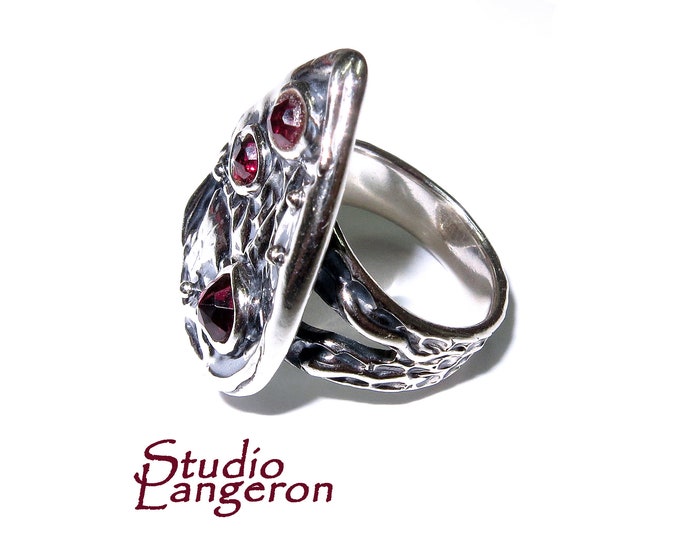 Garnet ring 925 sterling silver size 5, Handmade ring, single copy, 925 sterling silver, Garnet, Statement ring, Garnet gemstone