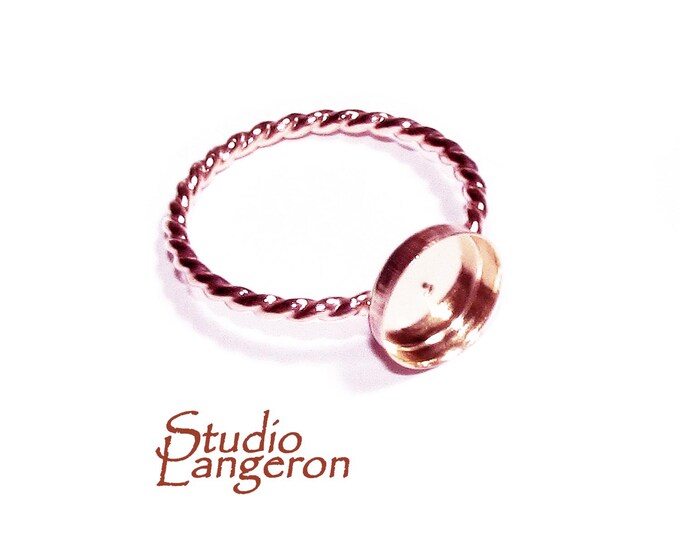 14K Rose gold filled twisted blank ring with bezel cup 8mm size 4, 5, 6, 7, 8, 9, 10, Jewelry making, Mounting ring, bezel cup - 1 piece
