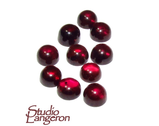 4 mm Garnet Cabochon Natural Gemstone Calibrated Size, Garnet Gemstone, Natural gemstone, Garnet cabochon, Studio Langeron - 1 piece