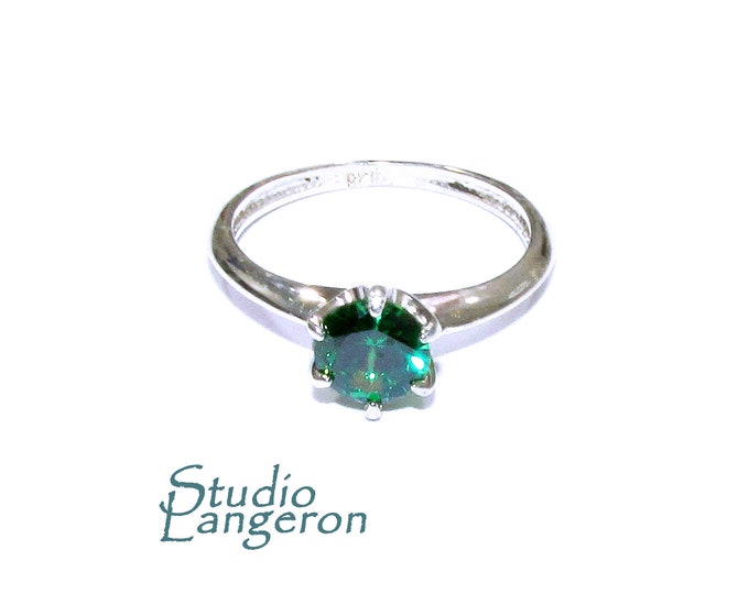 Chrysoprase ring 925 sterling silver size 4 1/2, Handmade ring, single copy, sterling silver, Chrysoprase ring, silver ring, gemstone
