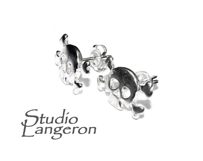 925 Sterling Silver Skull Post Earrings, Jewelry making, Earring components, Earring, earring skull post - 1 pair (2 pieces)