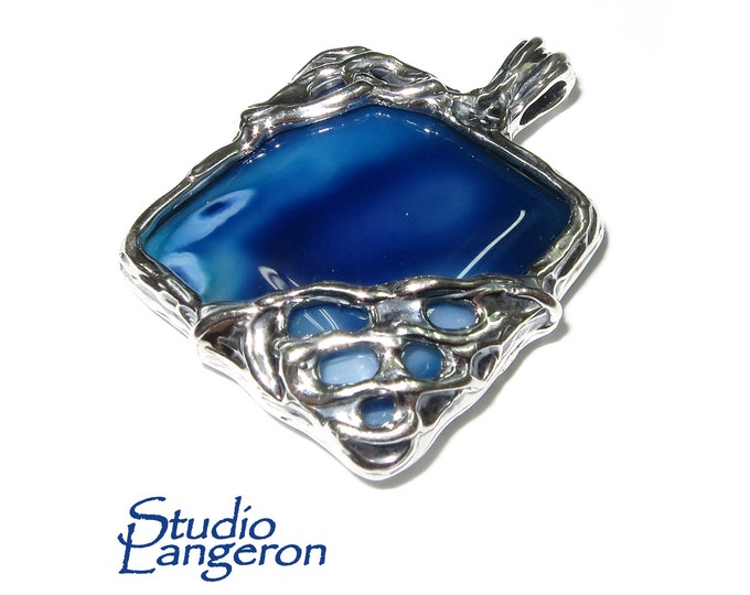 Agate blue pendant 925 sterling silver size 2.5x2.5 cm, single copy, Natural Agate, Handmade pendant, Blue, Gemstone, Agate pendant