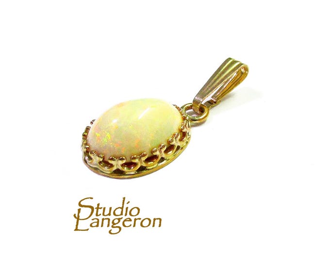Welo opal pendant 14K Yellow gold filled size 12.5x0.9 cm, Handmade pendant, Natural Welo opal, Pendant, gold filled pendant