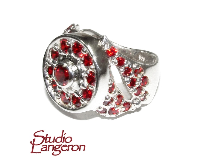 Statement garnet ring 925 sterling silver size 8, Handmade ring, single copy, 925 Silver ring, garnet , silver ring, gemstone, garnet ring