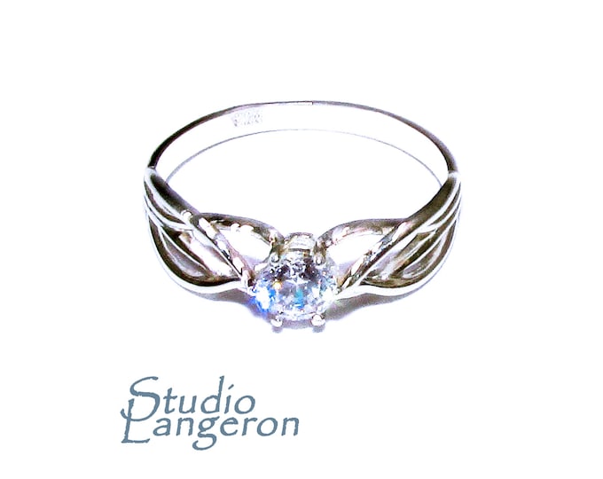 White topaz ring 925 sterling silver size 5, Handmade ring, single copy, sterling silver, White topaz ring, silver ring, Gift ring