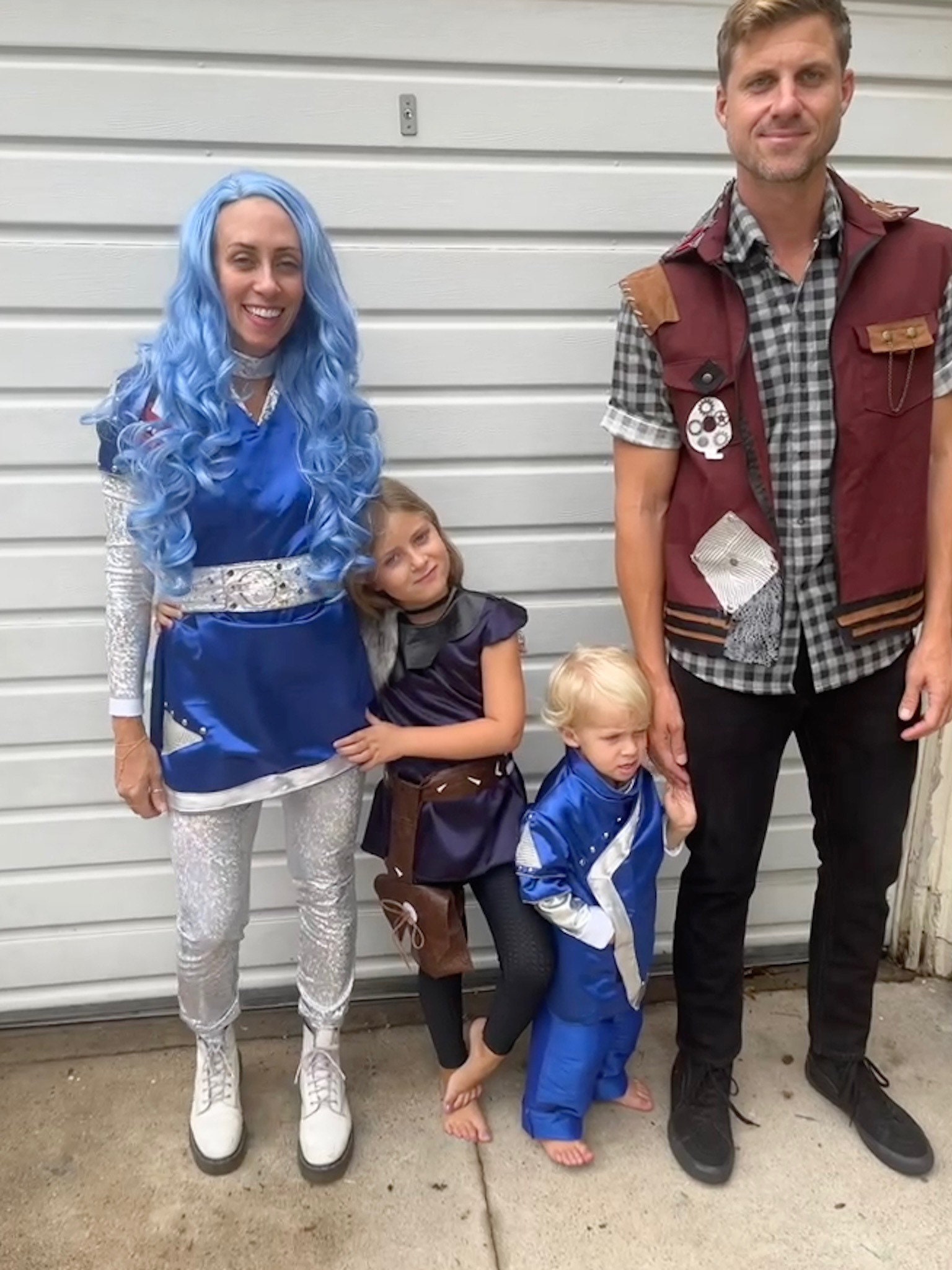 Addison and Aspen  Zombie disney, Disney halloween costumes, Alien costume