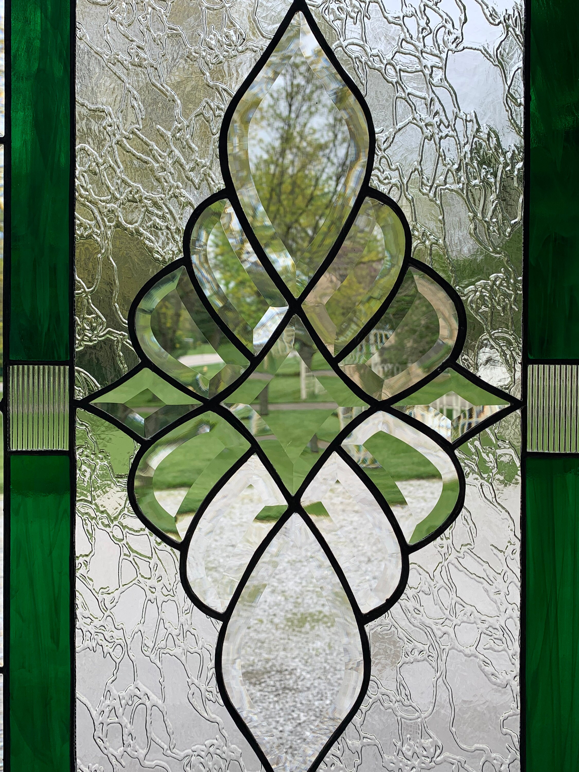 HoneyDewGlass Emerald Green Stained Glass Panel with Bevel Cluster, 17