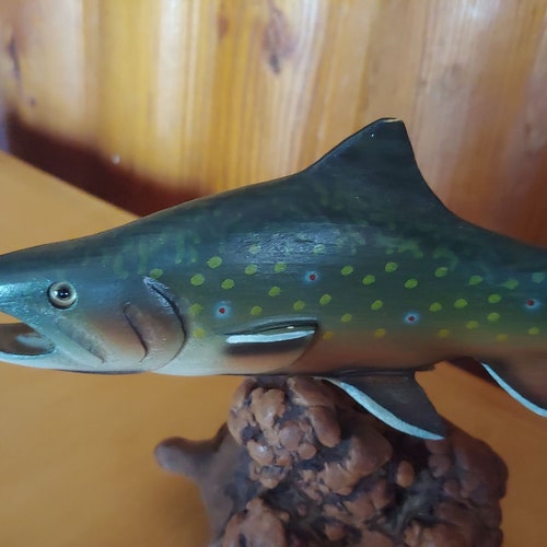 Brook shops Trout Big Sky Carvers Wood Carved Mini Sculpture B. Reel