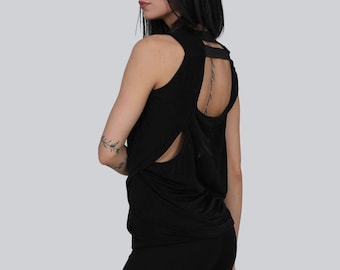 Black Halter Wrap Crop Top – Open Back V-Neck Yoga Tank