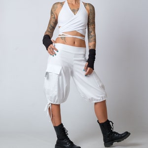 White capri cargo pants hot sale