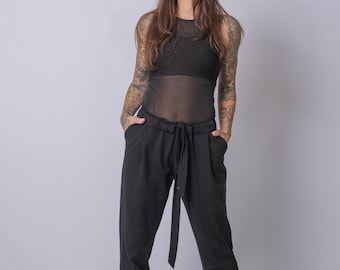 Black High Waisted Pleated Pants – Unisex Loose Handmade Trousers with Pockets, Androgynous Style