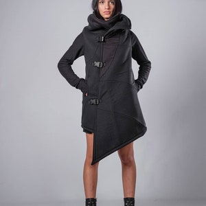 Winter Extravagant Puffer Coat/Black Quilted Asymmetric Avant-Garde Jacket/Futuristic Women&#39;s Clothing/Cyberpunk Jacket/Handmade